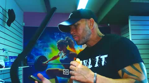 fabxxxl online show from June 5, 7:03 am