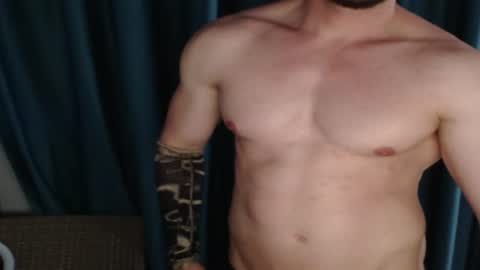 facelessmuscle online show from June 25, 10:15 pm