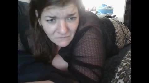 faidra mae online show from January 5, 9:47 pm