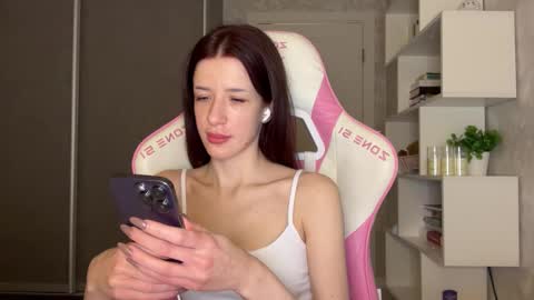 Bloom  online show from February 6, 7:05 pm