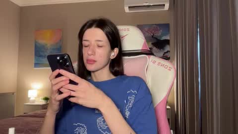 Bloom  online show from October 29, 11:34 am