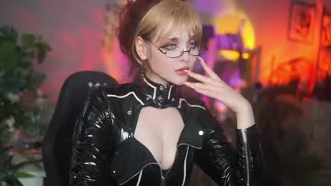 faith_chan online show from July 3, 3:00 am