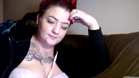 fallen_jezabel online show from January 12, 8:57 am