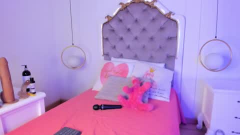 fallon_grey online show from January 15, 8:50 pm