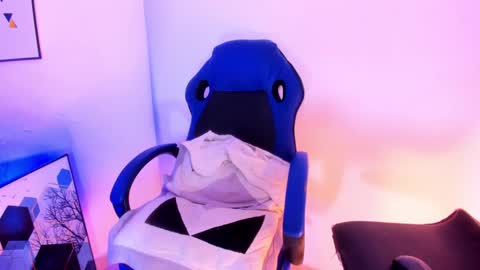 Andrea online show from February 7, 5:31 am