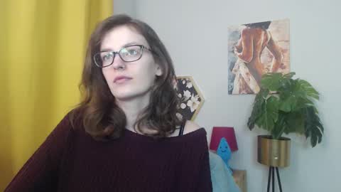 Nadine online show from December 22, 5:47 am