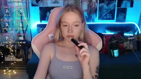 Lisa online show from July 16, 2:42 pm