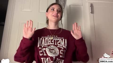 Ella online show from February 20, 5:07 am