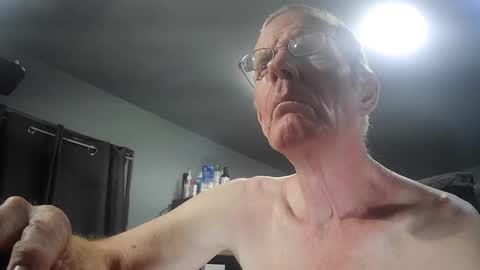 fantasyresort online show from April 21, 3:02 am