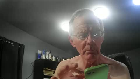 fantasyresort online show from April 28, 3:00 am