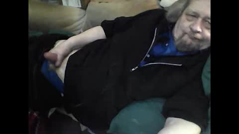 HoneyCumJuice4U online show from April 7, 10:56 pm