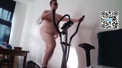 Fat Bernd online show from June 22, 4:36 pm