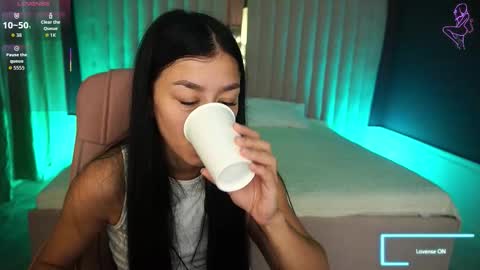 Nellie online show from September 25, 8:49 pm