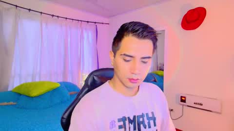 Johan online show from December 18, 11:16 am