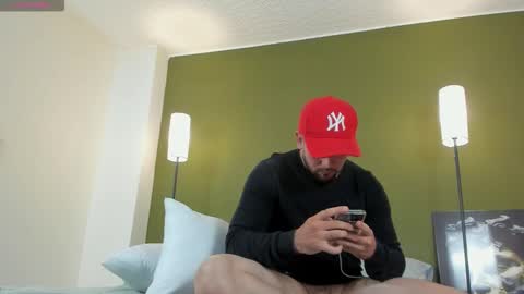 M A T  T E O online show from October 15, 3:10 am