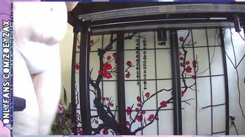 Snapshot of fatrisk chatting on September 18, 2:32 pm Zoey online show from September 18, 2:32 pm