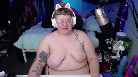 FatVeronica online show from March 11, 1:37 am