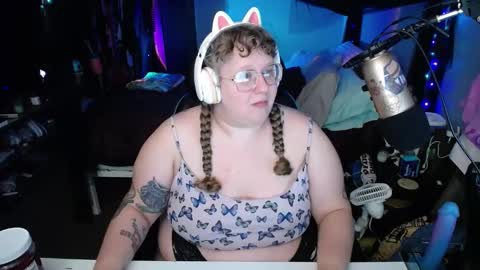 FatVeronica online show from February 6, 6:40 am