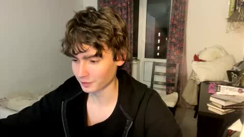 Faust online show from November 25, 9:02 pm