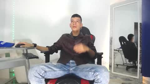 Favel Gomez online show from December 26, 12:38 pm