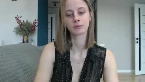 favoriteyour online show from January 27, 8:40 am