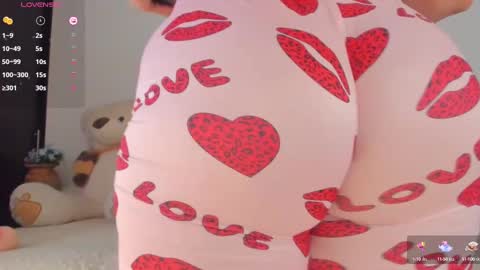 welcome to my world  online show from February 22, 7:03 pm