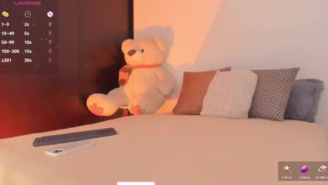 welcome to my world  online show from February 14, 10:14 pm