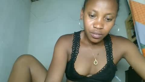 fayence09 online show from November 5, 10:34 pm