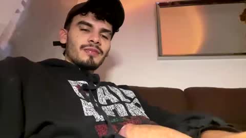 federik online show from December 22, 8:05 am