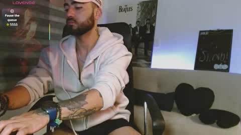 Federico Ofarrel online show from February 11, 10:30 am