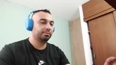 Snapshot of federikofer2 chatting on February 15, 9:04 pm federico online show from February 15, 9:04 pm