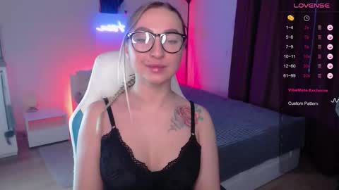 Miss online show from January 12, 7:15 am