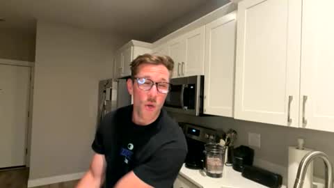 Ethan Slayher online show from June 5, 3:24 am