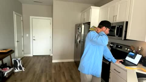 Ethan Slayher online show from May 31, 1:54 pm