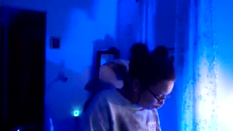 Soley online show from December 16, 11:44 pm