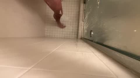 FEETOMINES online show from February 16, 2:10 pm