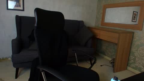 FelixStark online show from December 3, 6:14 am