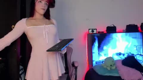 fem_boy6 online show from February 26, 4:30 am