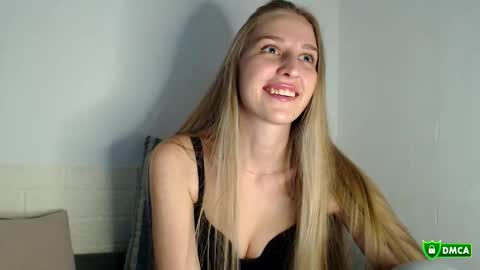 Snapshot of femkedejager chatting on September 27, 7:22 pm Femke online show from September 27, 7:22 pm