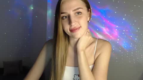 Snapshot of femkedejager chatting on February 9, 8:24 pm Femke online show from February 9, 8:24 pm