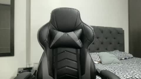 Fenix Golden17 ---- Every night after 2200 time Colombia online show from October 12, 5:00 am