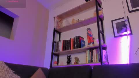 Fer  Independent account online show from February 26, 11:52 pm