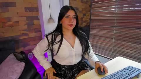 Fernanda online show from June 5, 2:55 pm