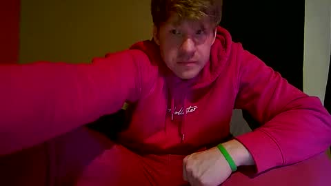 fetishking6 online show from December 15, 3:24 am