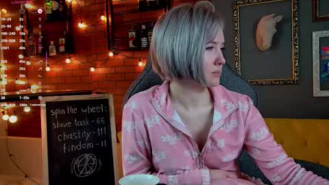 Rey online show from March 27, 11:22 am