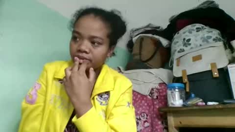 fetranialdy online show from September 27, 8:23 am