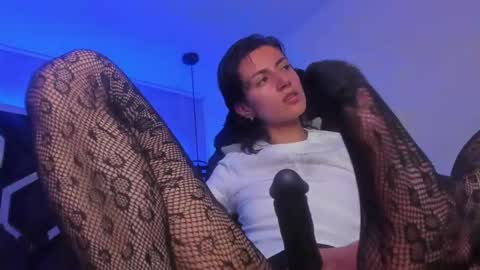   online show from March 4, 2:53 pm