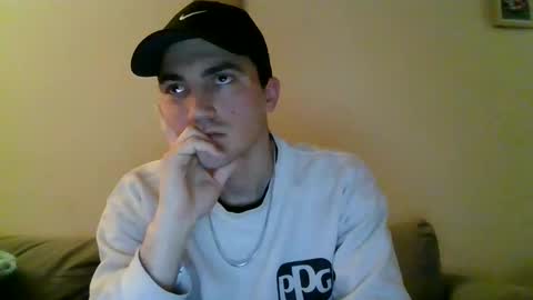 Snapshot of filthymilfndaddy chatting on January 16, 7:07 am MilfnDaddy online show from January 16, 7:07 am