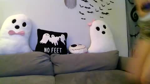 Snapshot of filthymilfndaddy chatting on September 17, 4:27 am MilfnDaddy online show from September 17, 4:27 am