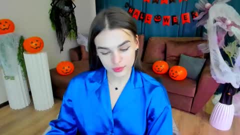 Amanda online show from October 27, 11:10 am